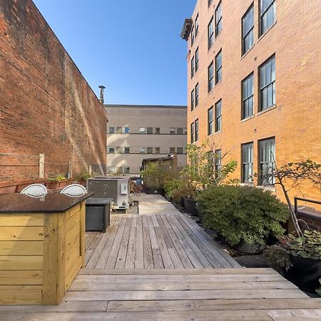 The Historic Lyric Penthouse With Private Rooftop Cincinnati Eksteriør bilde