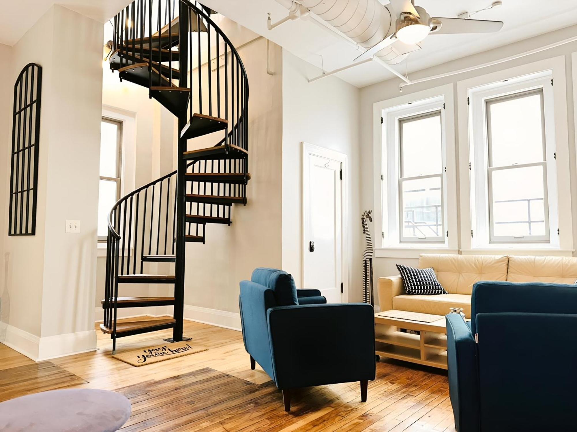 The Historic Lyric Penthouse With Private Rooftop Cincinnati Eksteriør bilde