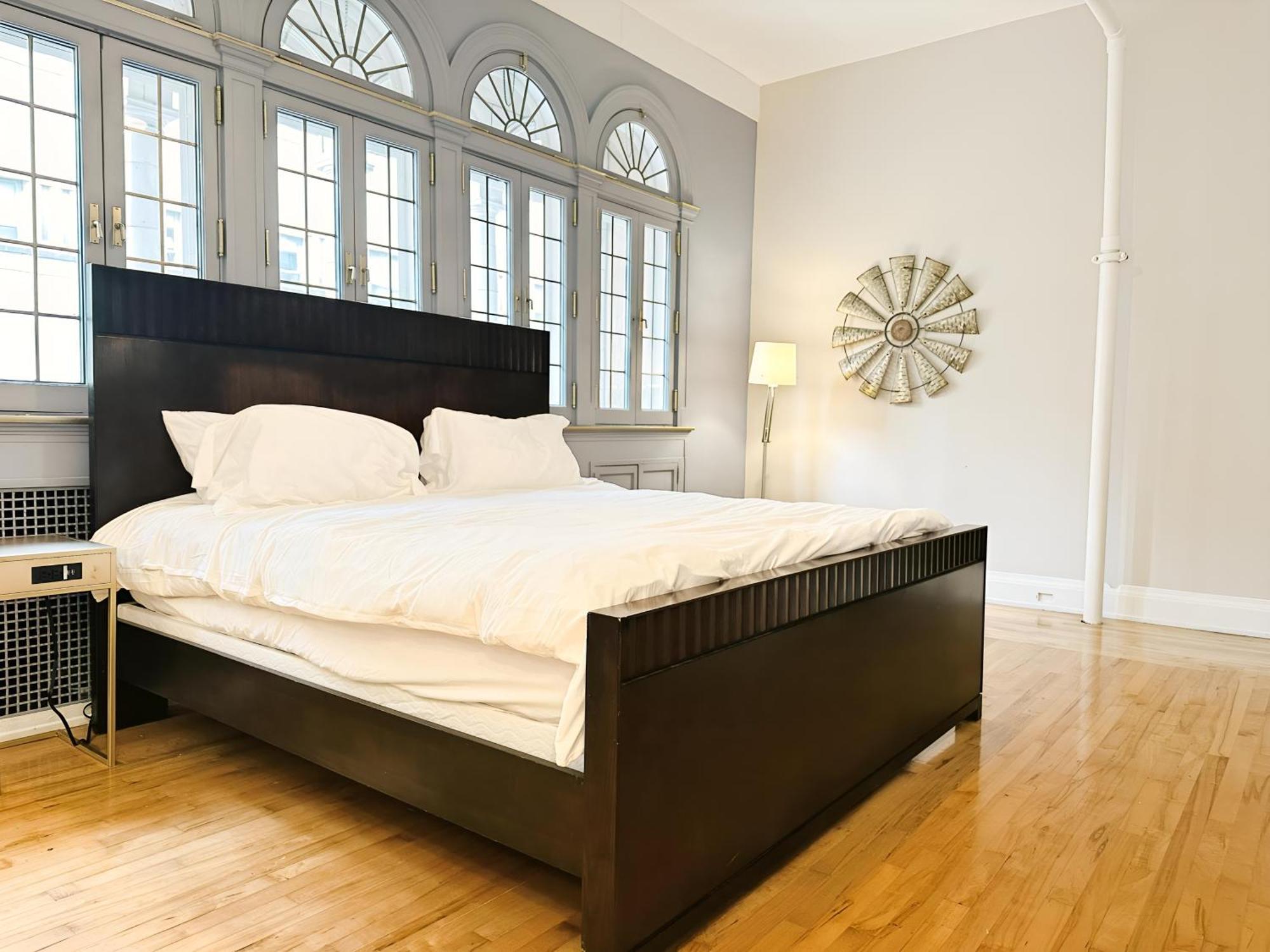 The Historic Lyric Penthouse With Private Rooftop Cincinnati Eksteriør bilde