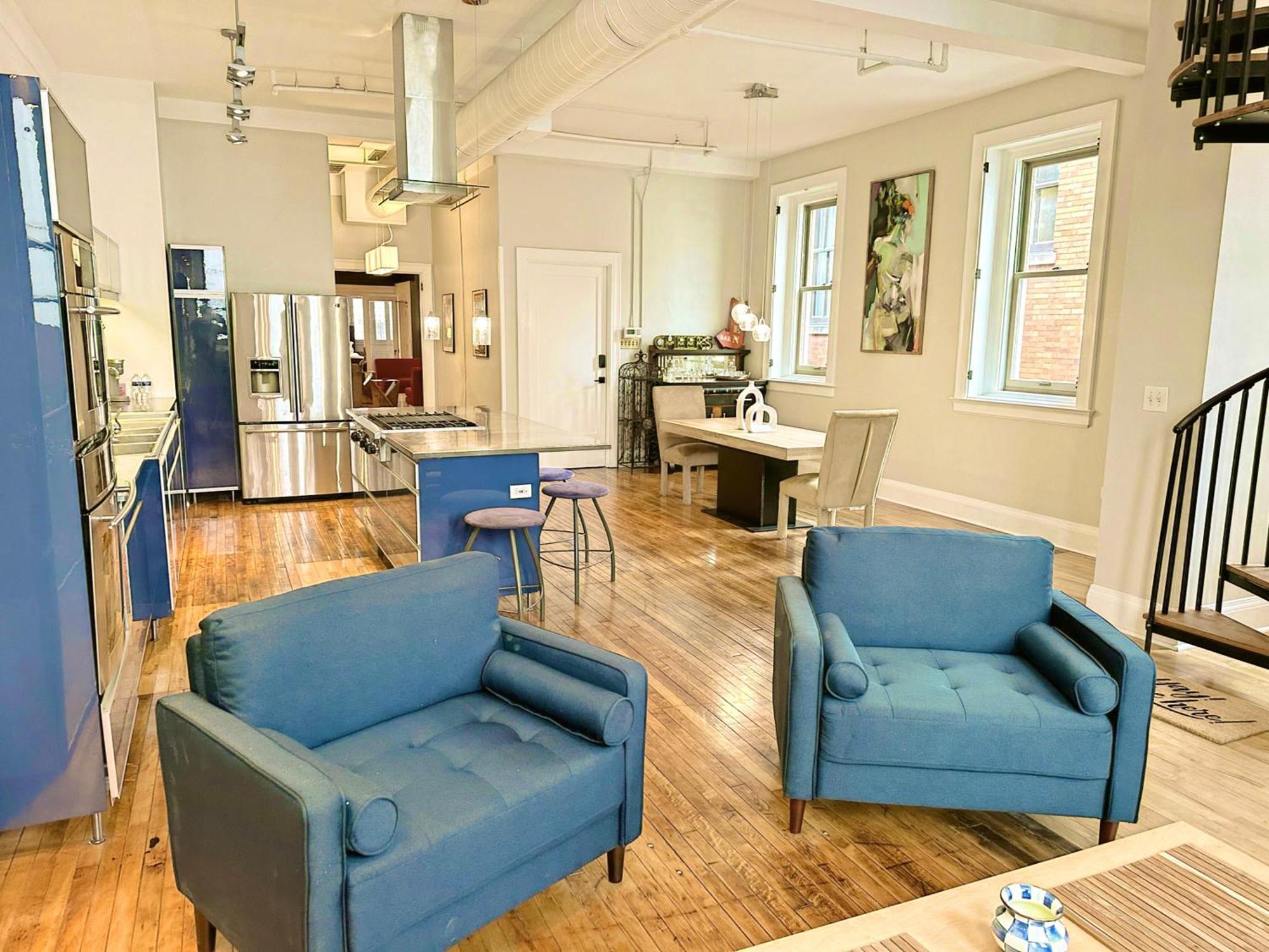 The Historic Lyric Penthouse With Private Rooftop Cincinnati Eksteriør bilde