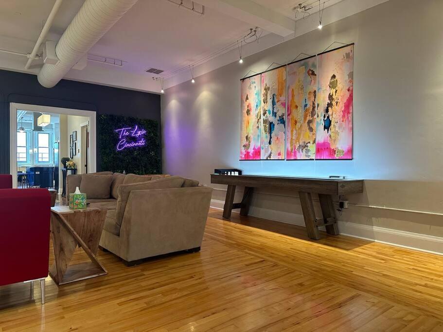 The Historic Lyric Penthouse With Private Rooftop Cincinnati Eksteriør bilde