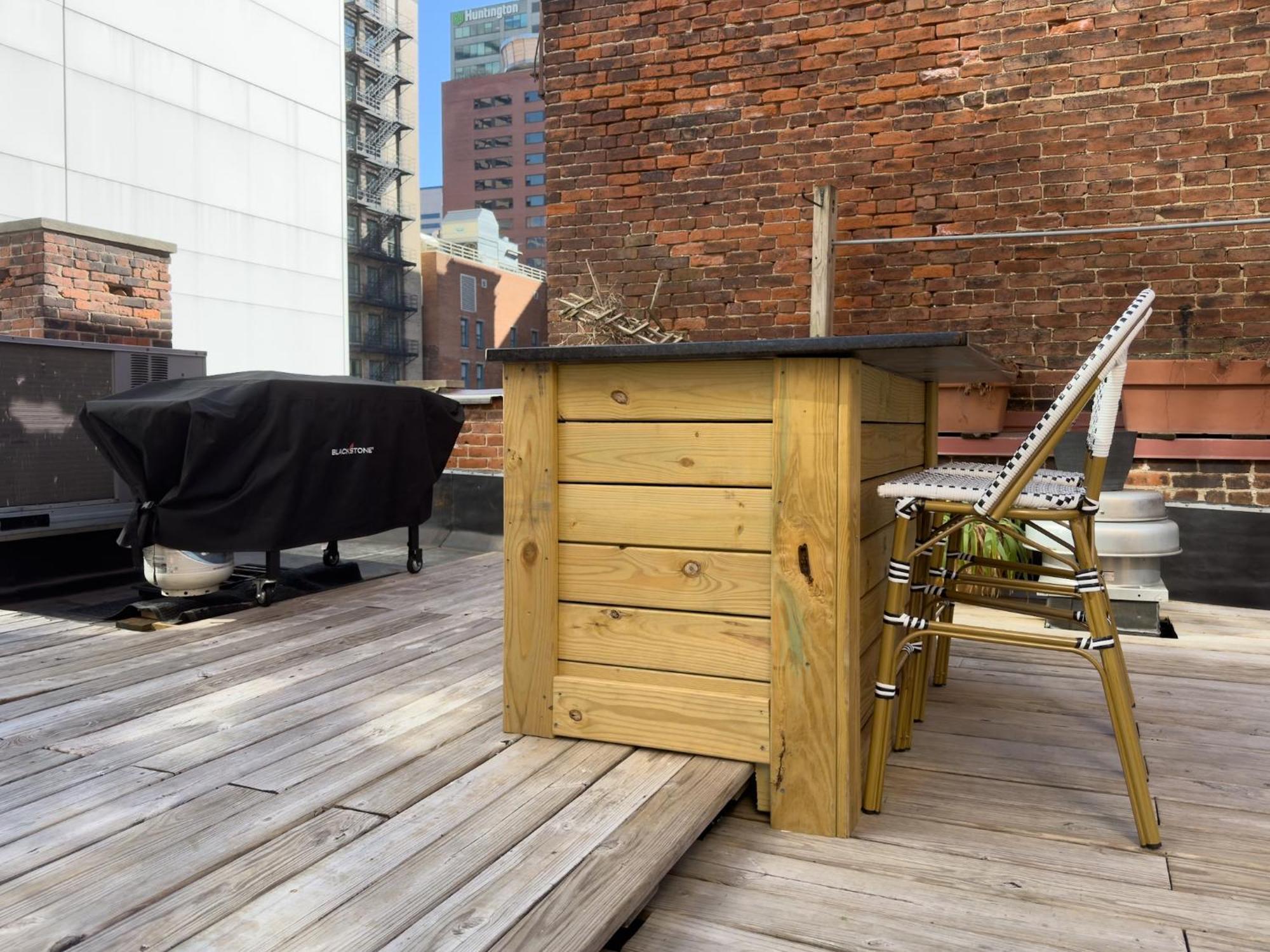 The Historic Lyric Penthouse With Private Rooftop Cincinnati Eksteriør bilde